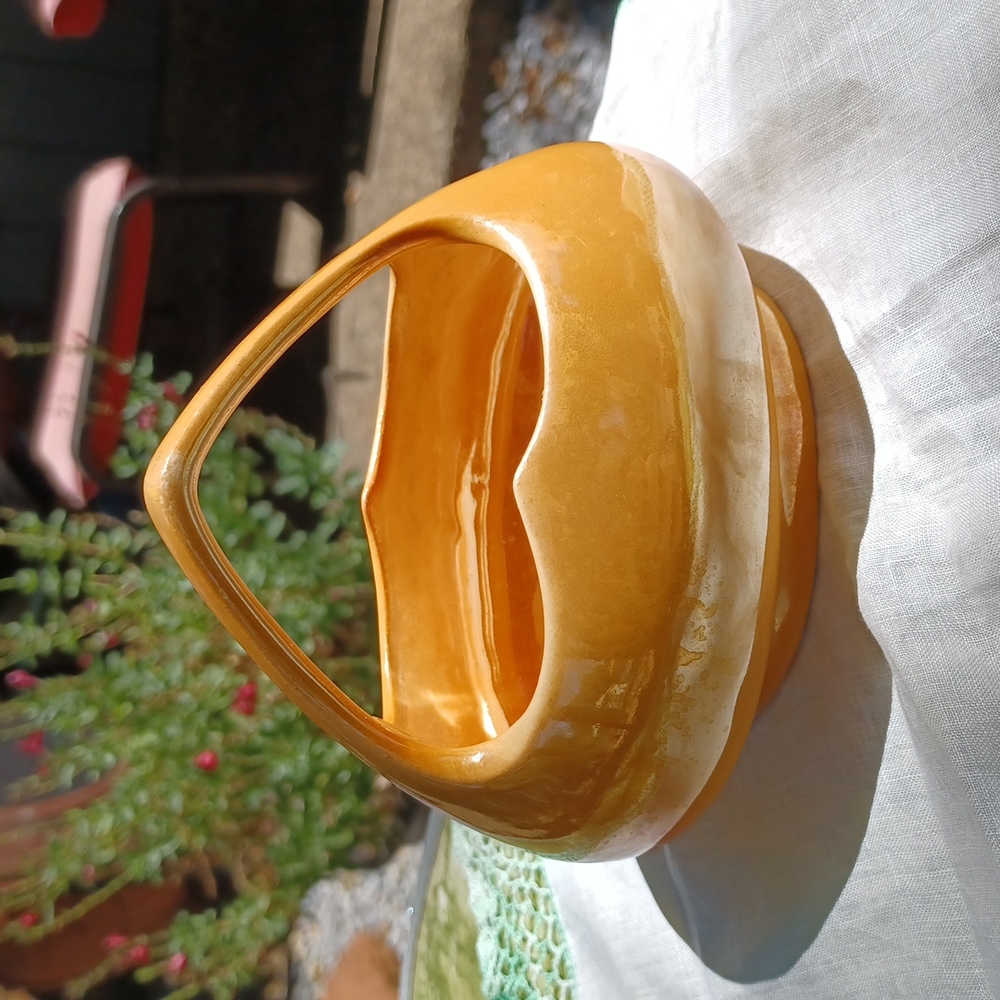 Czechoslovakian lusterware dish